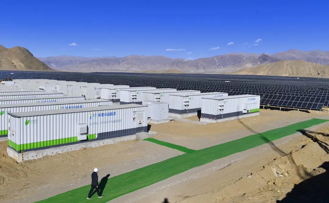201224|西藏日喀則50MW&ldquo;光儲&rdquo;綜合能源示范項目并網發電